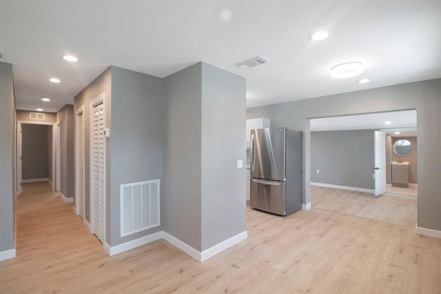 6318 S RENELLIE COURT, Tampa, FL 33616