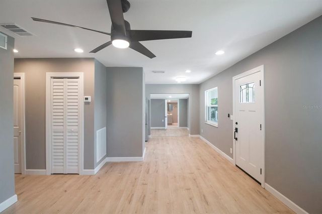 6318 S RENELLIE COURT, Tampa, FL 33616