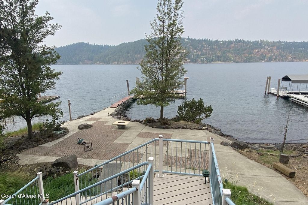 5243 S Freedom Lane, Harrison, ID 83833