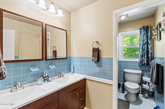 2400 Troy Schenectady Road, Niskayuna, NY 12309