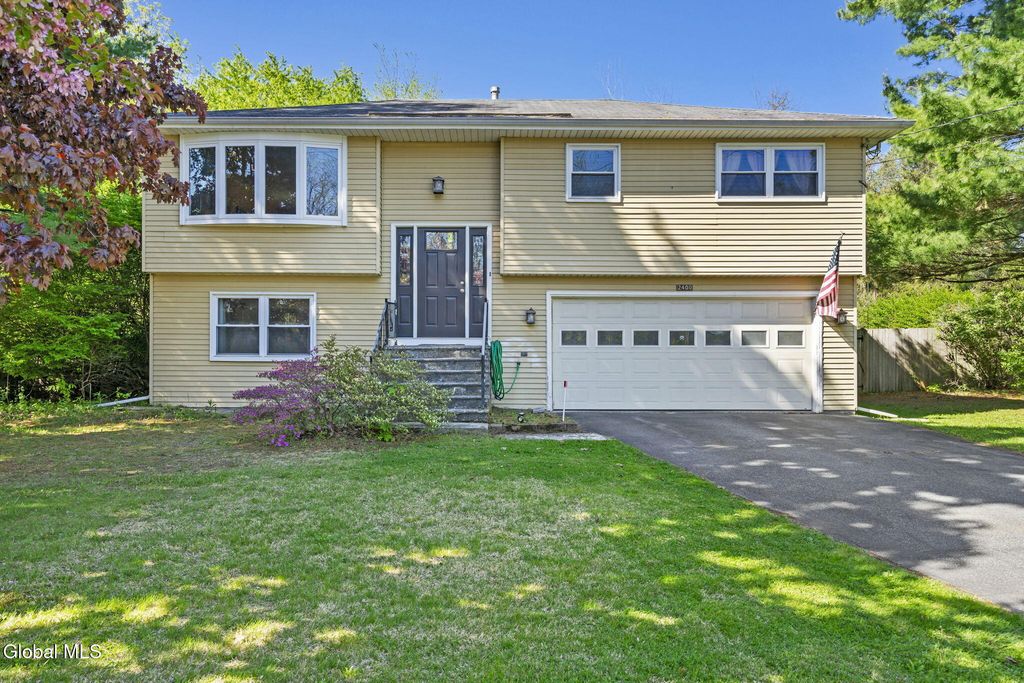 2400 Troy Schenectady Road, Niskayuna, NY 12309