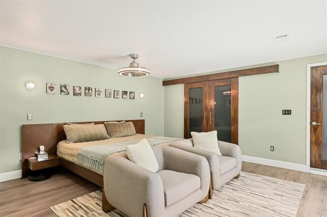2154 BOUGAINVILLEA STREET, Sarasota, FL 34239