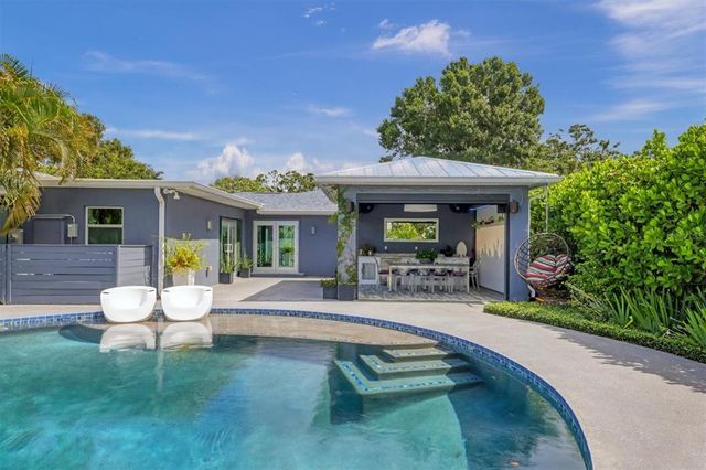 2154 BOUGAINVILLEA STREET, Sarasota, FL 34239