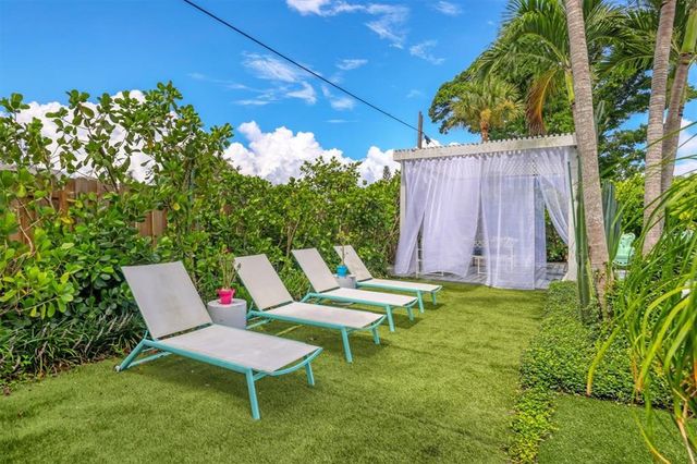 2154 BOUGAINVILLEA STREET, Sarasota, FL 34239