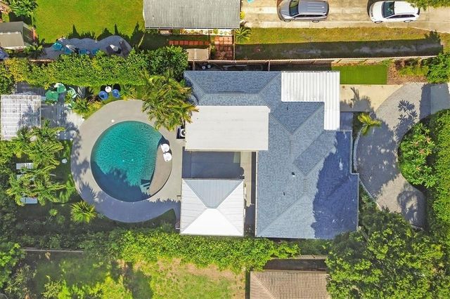 2154 BOUGAINVILLEA STREET, Sarasota, FL 34239