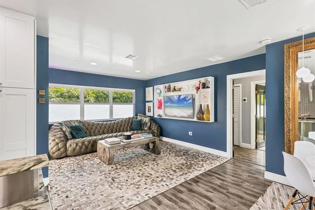 2154 BOUGAINVILLEA STREET, Sarasota, FL 34239