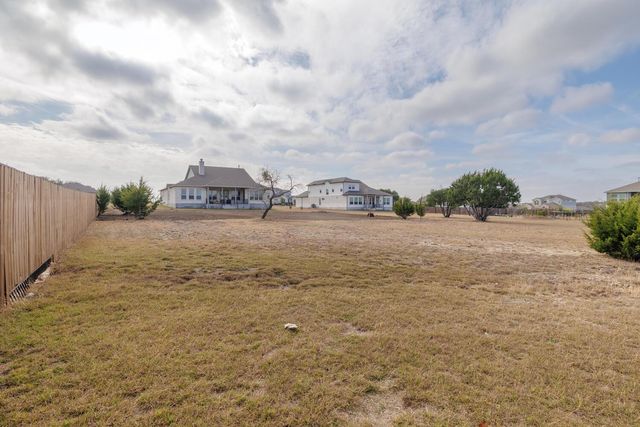 1913 Equine RD, Leander, TX 78641