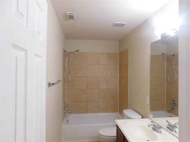 2511 Sunlight Lane, Pearland, TX 77584