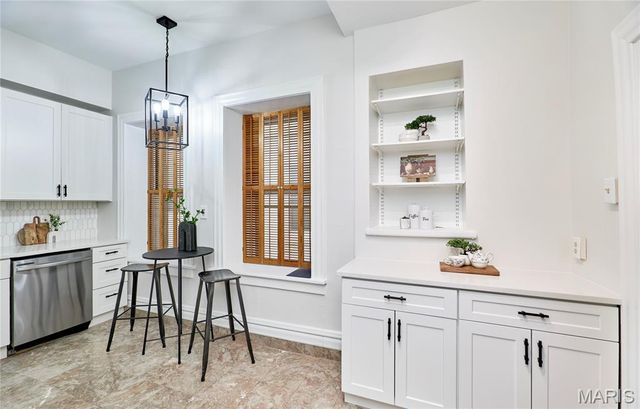 20 N Kingshighway Boulevard 1AS, St Louis, MO 63108