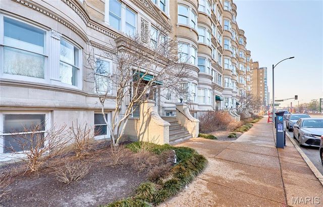 20 N Kingshighway Boulevard 1AS, St Louis, MO 63108