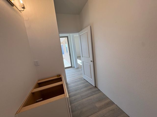 2026 De Kooning Avenue SE, Albuquerque, NM 87106