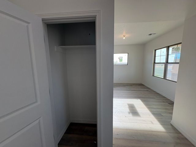 2026 De Kooning Avenue SE, Albuquerque, NM 87106