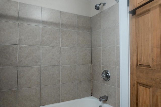 987 KELLOGG STREET, Green Bay, WI 54303