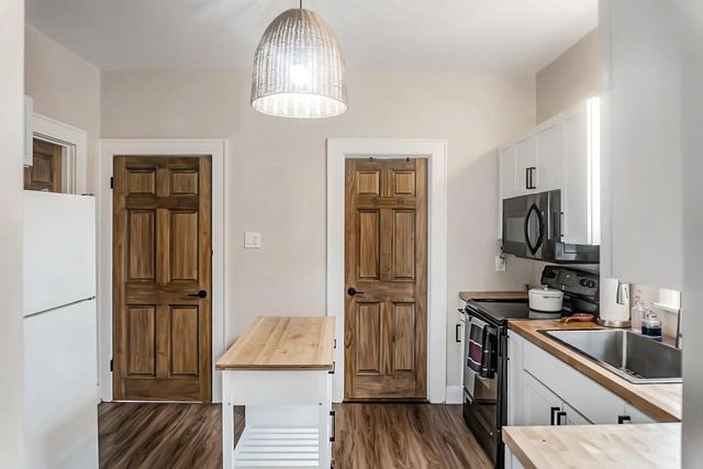 987 KELLOGG STREET, Green Bay, WI 54303