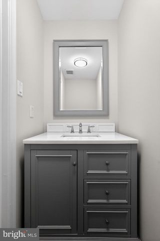 151 EATON DR, Wayne, PA 19087