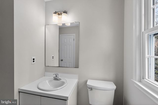 151 EATON DR, Wayne, PA 19087