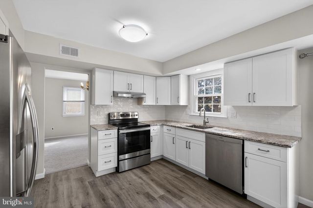 151 EATON DR, Wayne, PA 19087