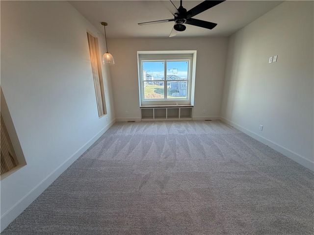 8203 NW 89th Terrace, Kansas City, MO 64153