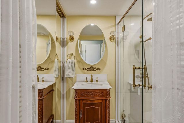 334 W Santa Elena Road, Palm Springs, CA 92262