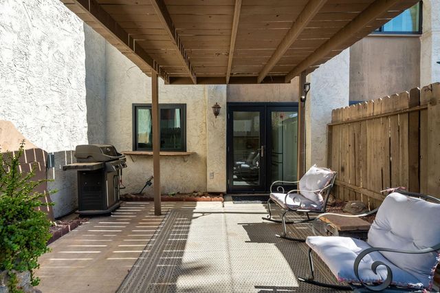 334 W Santa Elena Road, Palm Springs, CA 92262