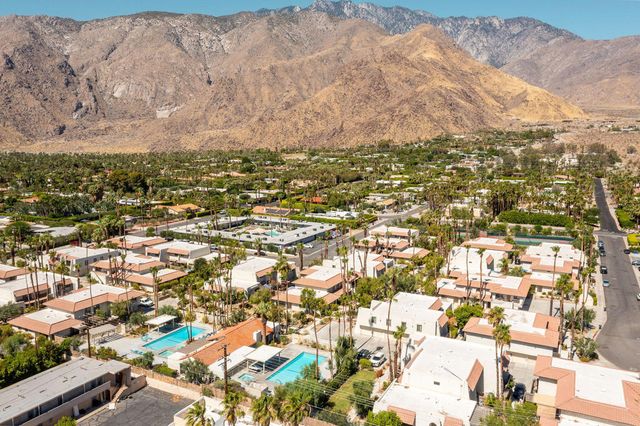 334 W Santa Elena Road, Palm Springs, CA 92262