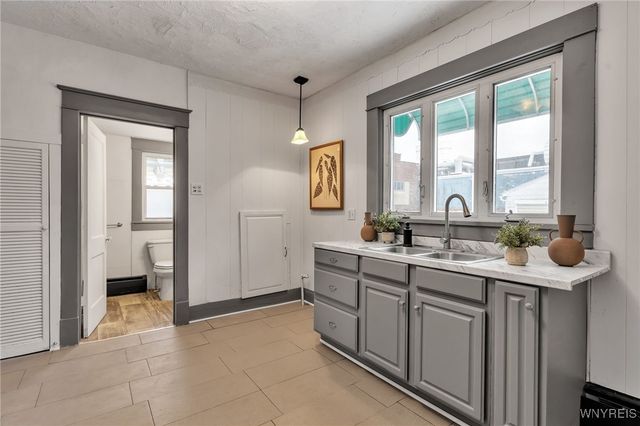 83 Troupe Street, Buffalo, NY 14210