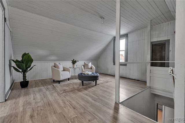 83 Troupe Street, Buffalo, NY 14210