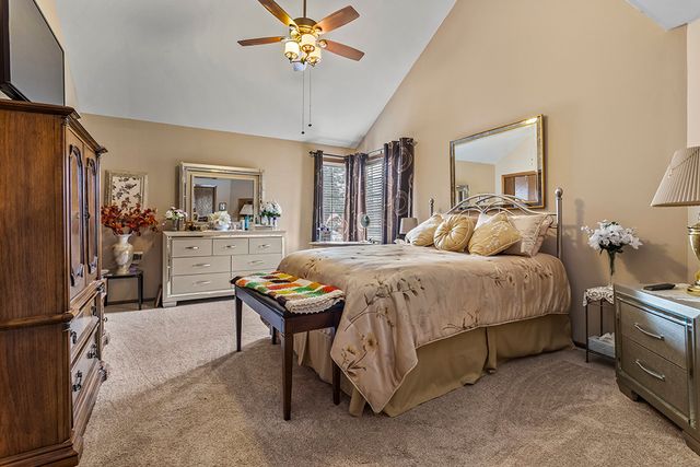 22 W Maple Lane 22, Palos Heights, IL 60463