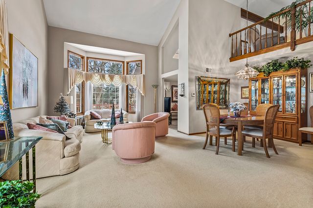 22 W Maple Lane 22, Palos Heights, IL 60463