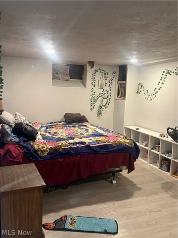 15711 Lotus Drive, Cleveland, OH 44128