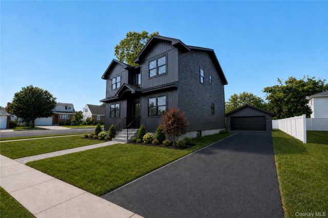1320 R Street, Elmont, NY 11003