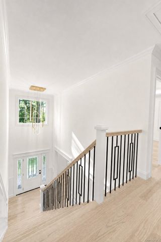 1320 R Street, Elmont, NY 11003