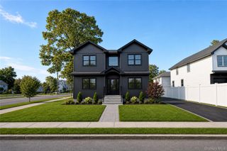 1320 R Street, Elmont, NY 11003