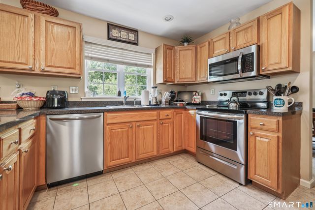 45 Wisteria Drive, Naugatuck, CT 06770