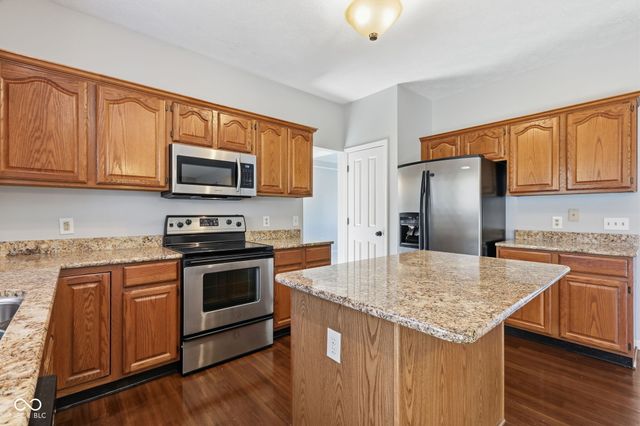 9735 Logan Lane, Fishers, IN 46037