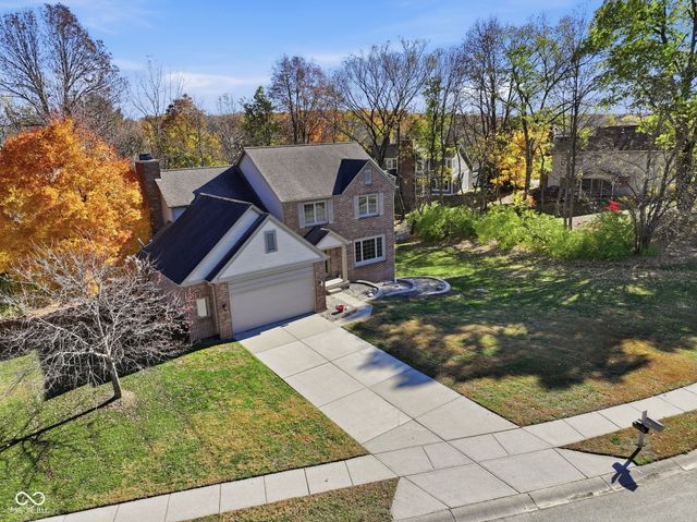 9735 Logan Lane, Fishers, IN 46037