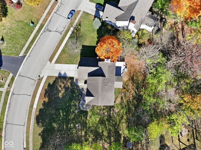 9735 Logan Lane, Fishers, IN 46037