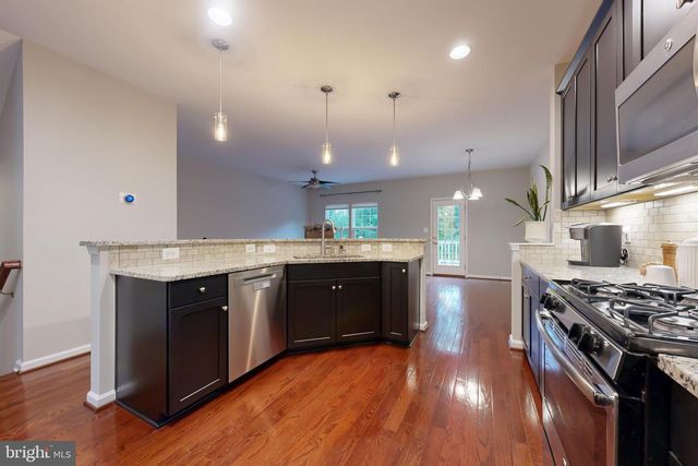 1762 ROCKLEDGE TER, Woodbridge, VA 22192
