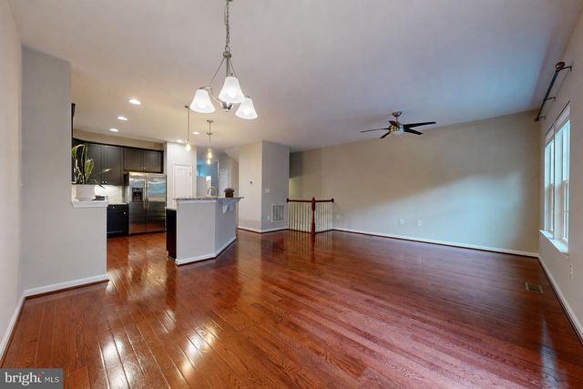 1762 ROCKLEDGE TER, Woodbridge, VA 22192