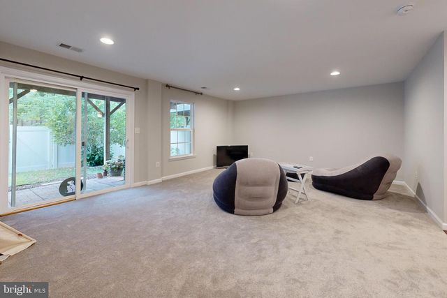 1762 ROCKLEDGE TER, Woodbridge, VA 22192