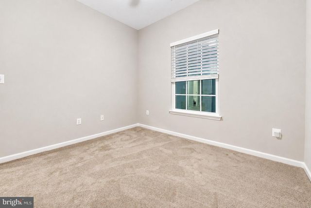 1762 ROCKLEDGE TER, Woodbridge, VA 22192
