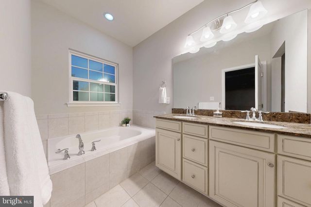 1762 ROCKLEDGE TER, Woodbridge, VA 22192