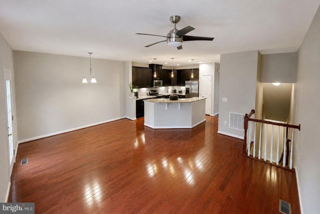 1762 ROCKLEDGE TER, Woodbridge, VA 22192