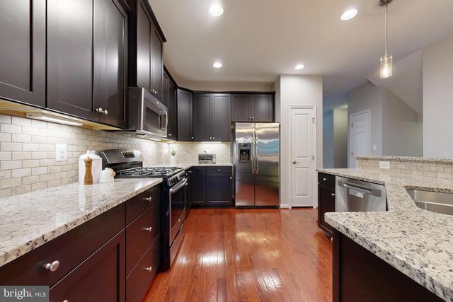 1762 ROCKLEDGE TER, Woodbridge, VA 22192