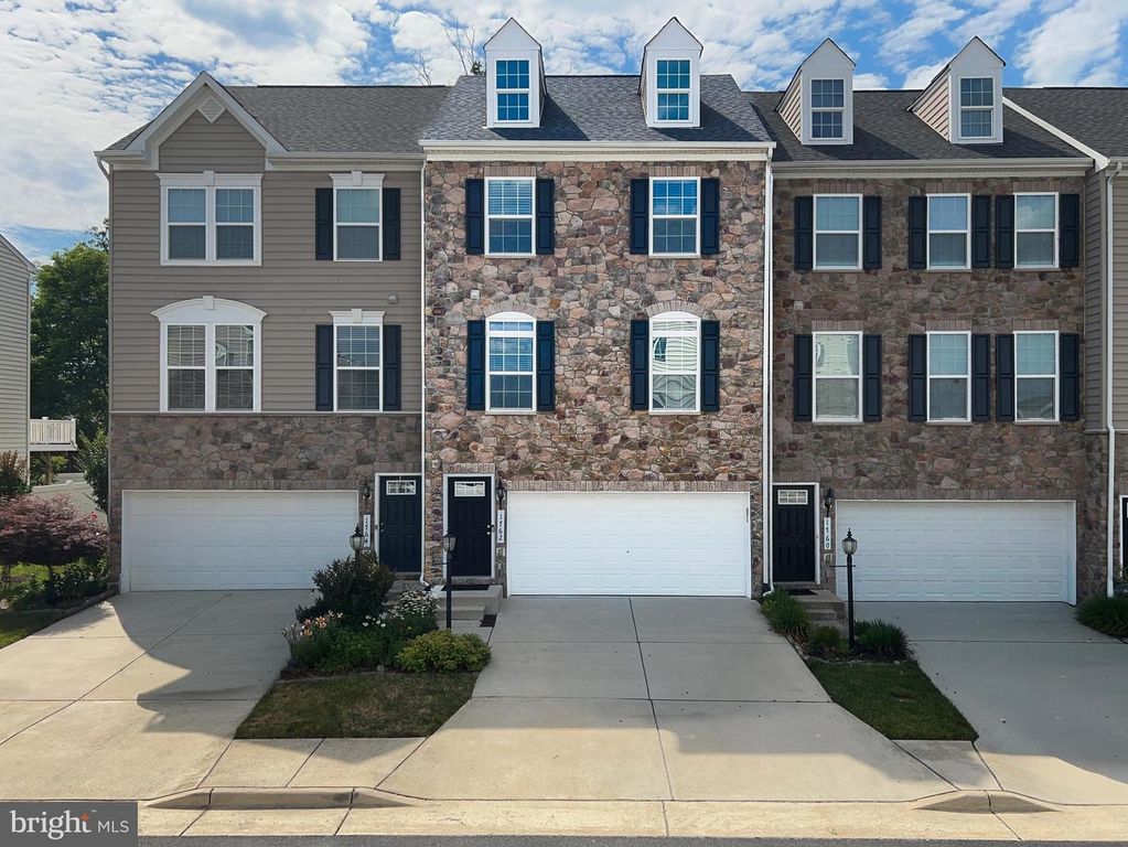 1762 ROCKLEDGE TER, Woodbridge, VA 22192
