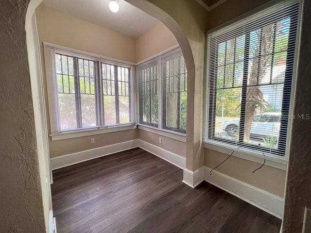 208 NE 4TH STREET, Gainesville, FL 32601