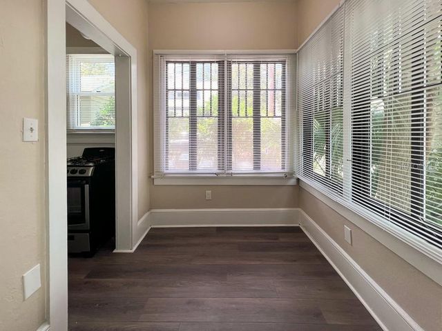 208 NE 4TH STREET, Gainesville, FL 32601