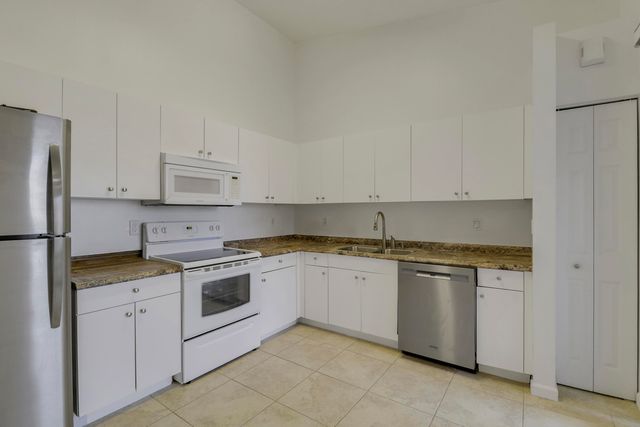 2193 BIG WOOD CAY, West Palm Beach, FL 33411