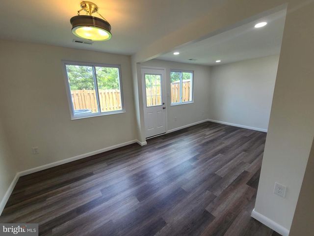 7186 GLENMEADOW CT, Frederick, MD 21703