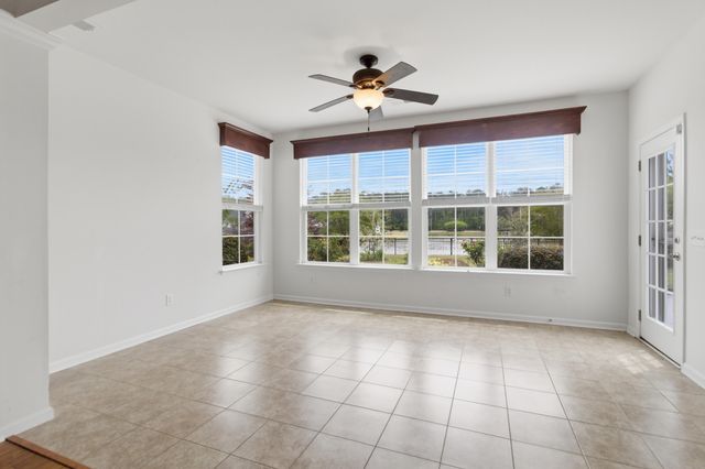 2054 Triple Crown Lane, Ridgeville, SC 29472